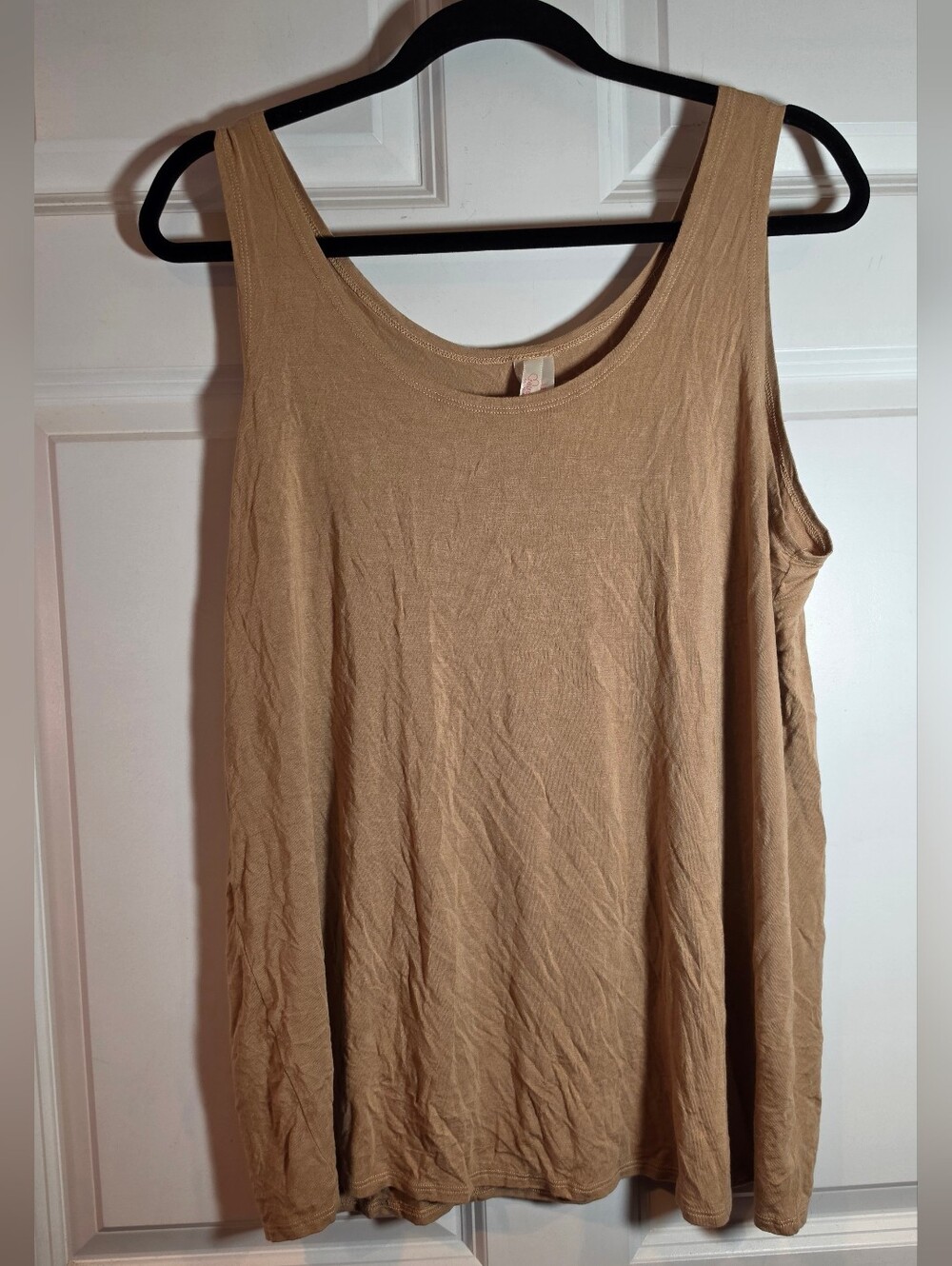 Retreat Rhonda Shear Tan Tank Top XL